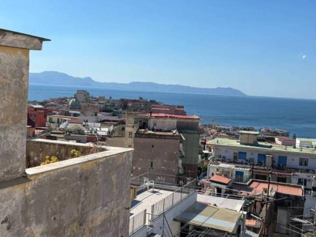 Appartamento in affitto a Napoli NA