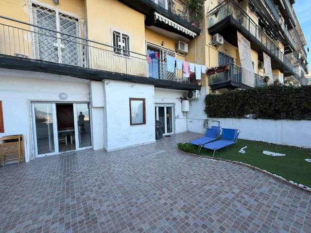 Appartamento in affitto a Napoli NA