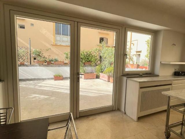 Appartamento in affitto a Napoli NA