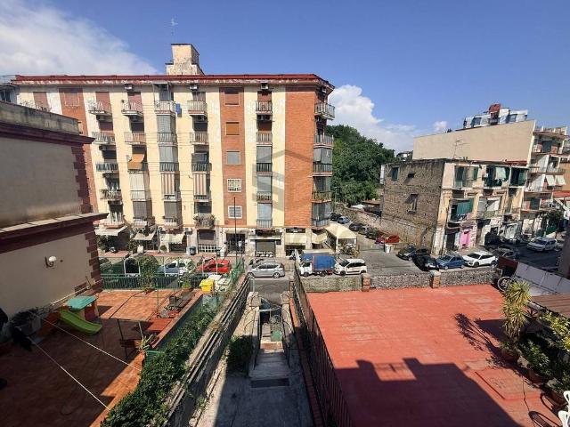 Appartamento in affitto a Napoli NA