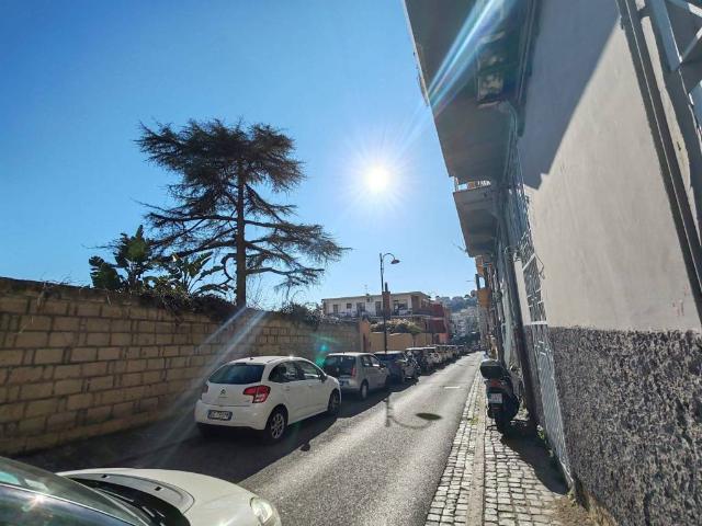 Appartamento in affitto a Napoli NA