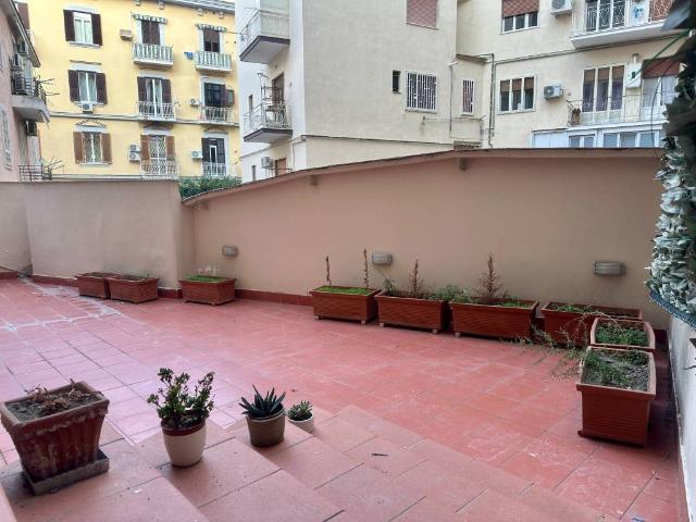 Appartamento in affitto a Napoli NA