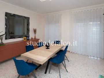 Appartamento in affitto a Napoli piazza Enrico De Leva, terrazzo, riscaldamento autonomo, parzialmente arredato TrovaCasa