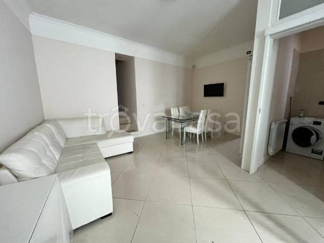 Appartamento in affitto a Napoli piazzetta Santo Stefano, 1, giardino privato, posto auto, terrazzo TrovaCasa