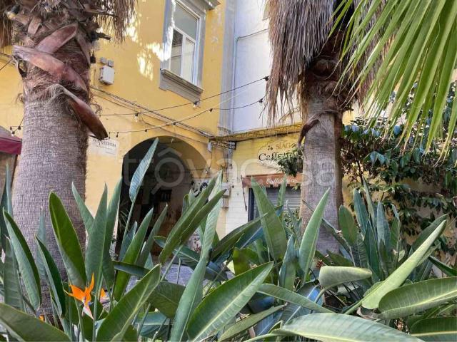 Appartamento in affitto a Napoli salita Vetriera, 12, arredato, riscaldamento autonomo, ristrutturato TrovaCasa