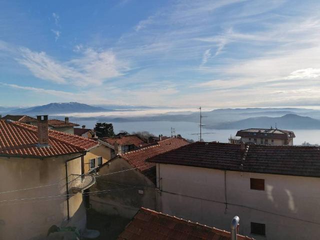 Appartamento in affitto a Nebbiuno NO