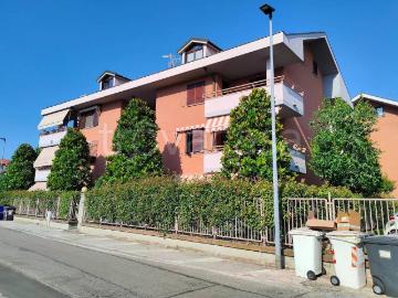 Appartamento in affitto a Nichelino strada delle Finanze, 42, non arredato/vuoto, terrazzo, riscaldamento autonomo TrovaCasa