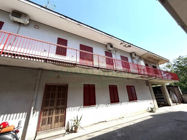 Appartamento in affitto a Nola via Saviano, box, riscaldamento autonomo, caminetto TrovaCasa
