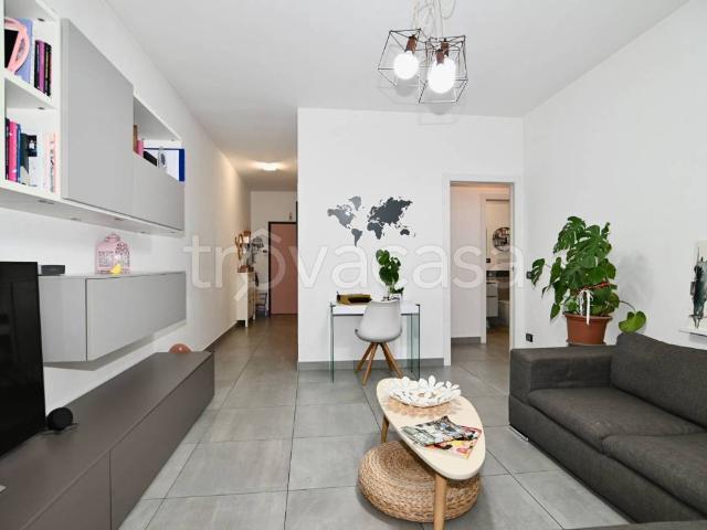 Appartamento in affitto a Novate Milanese via Baranzate, 1, box, terrazzo, parzialmente arredato TrovaCasa