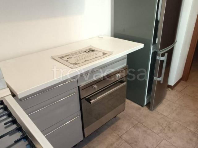 Appartamento in affitto a Novara, arredato, terrazzo, riscaldamento autonomo TrovaCasa
