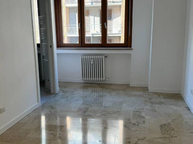 Appartamento in affitto a Novara NO