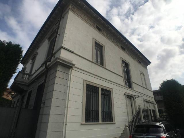 Appartamento in affitto a Novara NO