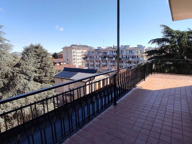 Appartamento in affitto a Novara NO