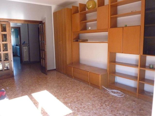 Appartamento in affitto a Novara NO