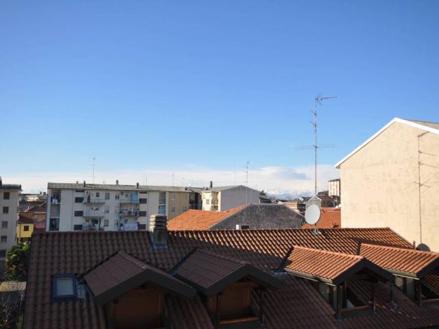 Appartamento in affitto a Novara NO