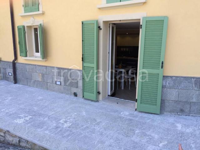 Appartamento in affitto a Oggebbio via per Cadessino, arredato, giardino privato, terrazzo TrovaCasa