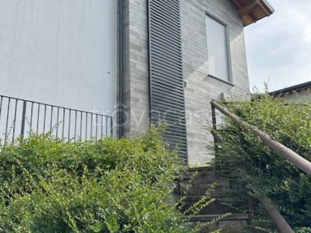 Appartamento in affitto a Olginate via Diligenza, 1, arredato, giardino privato, box TrovaCasa