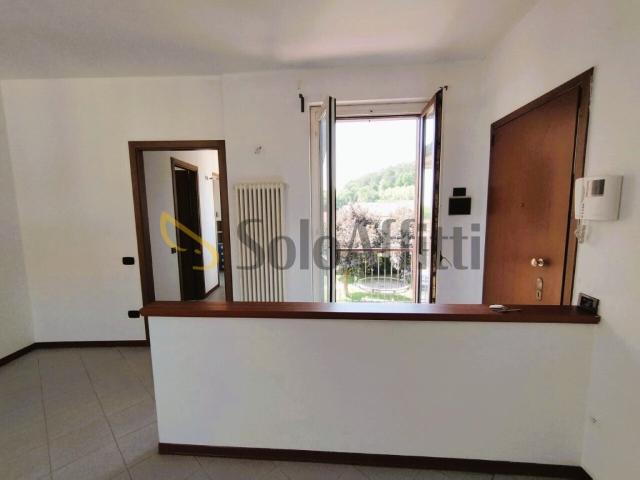 Appartamento in affitto a Oltrona di San Mamette, non arredato/vuoto, parzialmente arredato, ultimo piano TrovaCasa