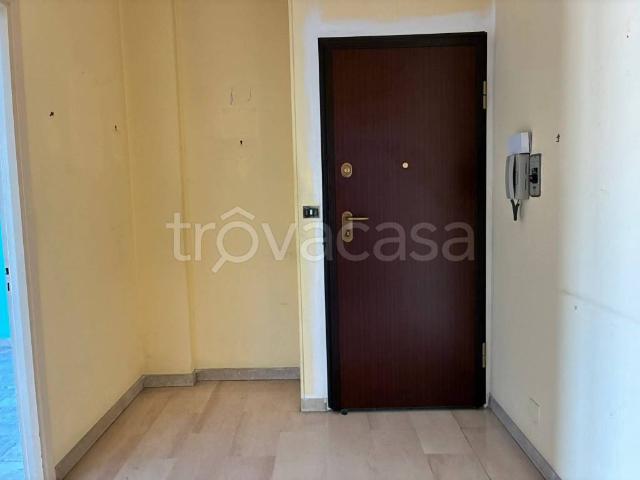 Appartamento in affitto a Orbassano via Dante di Nanni, 9, non arredato/vuoto, ascensore, doppi vetri TrovaCasa