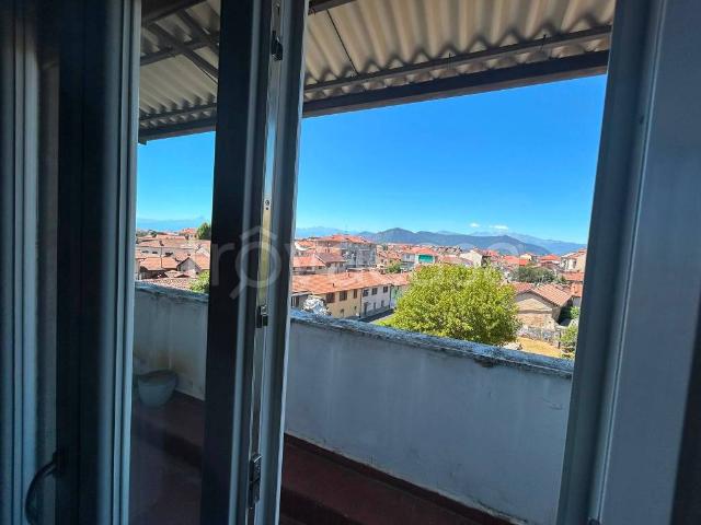 Appartamento in affitto a Orbassano via Nazario Sauro, 12, arredato, vista panoramica, ultimo piano TrovaCasa