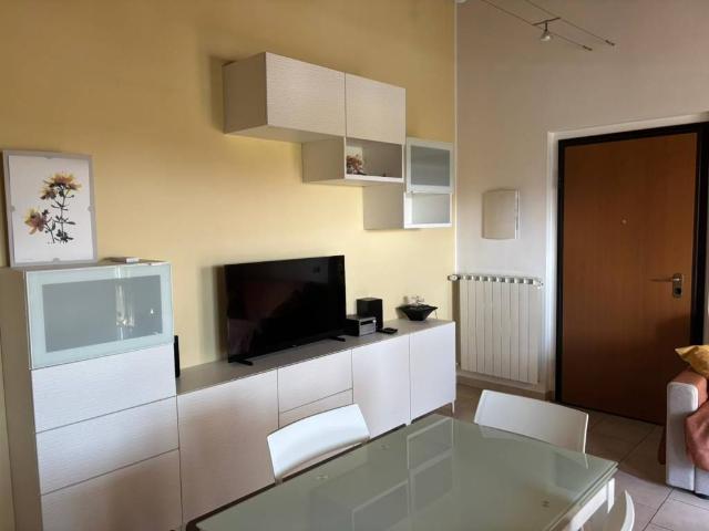 Appartamento in affitto a Ornago MB