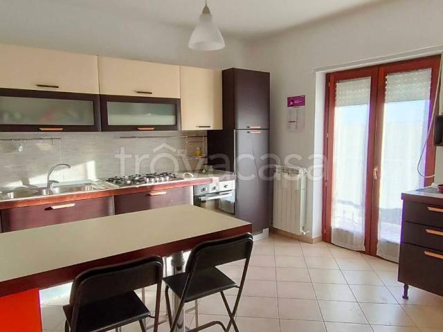 Appartamento in affitto a Ortona contrada Lazzaretto, arredato, terrazzo, doppia esposizione TrovaCasa