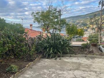 Appartamento in affitto a Ospedaletti via Cavalieri di Rodi, 34, arredato, terrazzo, vista mare TrovaCasa