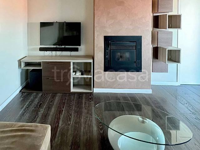 Appartamento in affitto a Ospitaletto via Martiri della Libertà, arredato, terrazzo, ultimo piano TrovaCasa