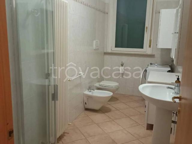 Appartamento in affitto a Ostiglia, arredato, bagno finestrato TrovaCasa