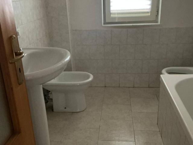 Appartamento in affitto a Avella AV