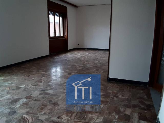 Appartamento in affitto a Aversa, case in affitto Aversa