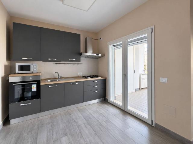 Appartamento in affitto a Aversa CE
