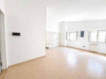 Appartamento in affitto a Aversa CE