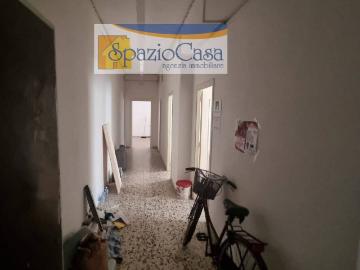 Appartamento in affitto a Via Michelangelo Aversa
