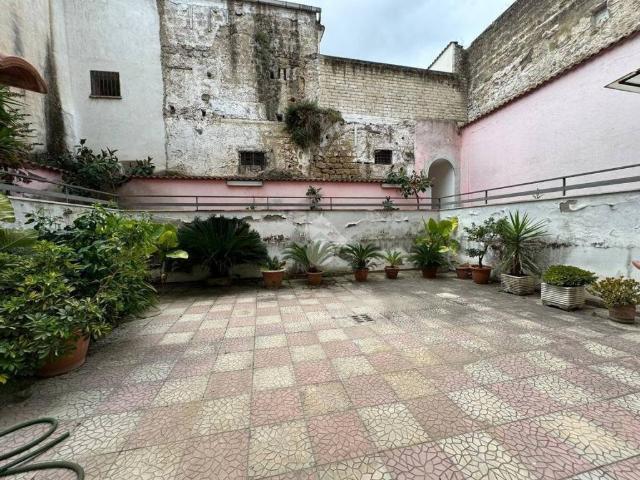 Appartamento in affitto a Aversa CE