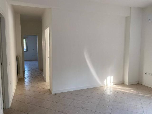 Appartamento in affitto a Aversa CE