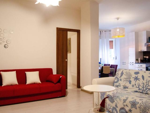 Appartamento in affitto a Aci Castello CT