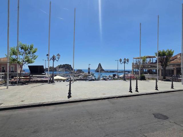 Appartamento in affitto a Aci Castello CT