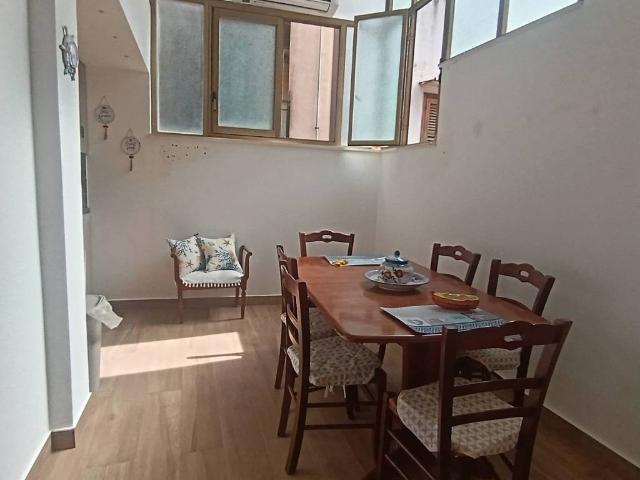 Appartamento in affitto a Aci Castello CT