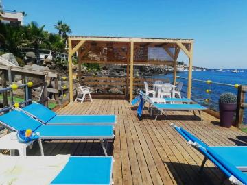 Appartamento in affitto a Aci Castello CT