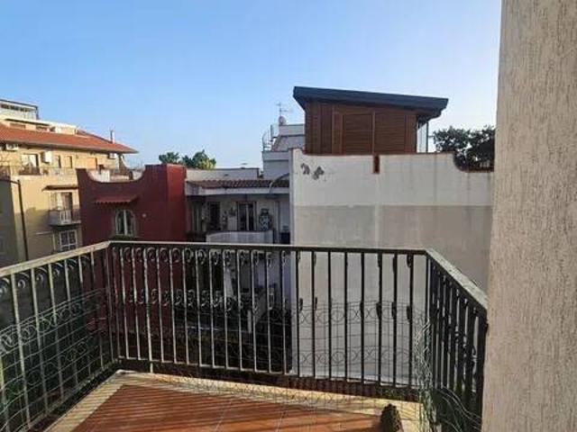 Appartamento in affitto a Aci Castello CT