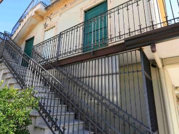 Appartamento in affitto a Aci Sant'Antonio CT