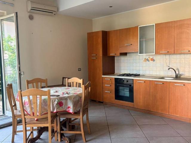 Appartamento in affitto a Acireale CT