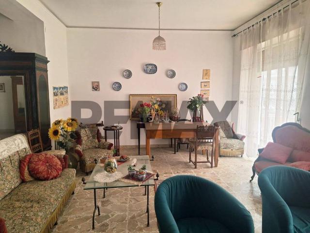 Appartamento in affitto a Acireale CT