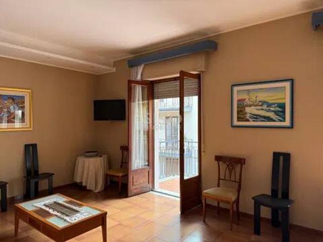 Appartamento in affitto a Acireale CT