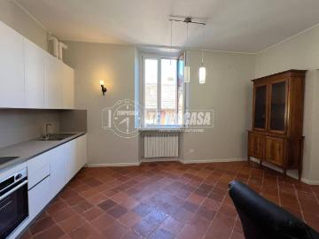 Appartamento in affitto a Adro BS