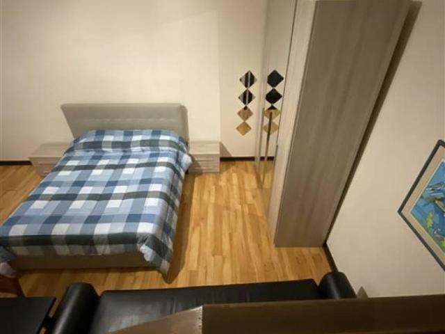 Appartamento in affitto a Adria RO