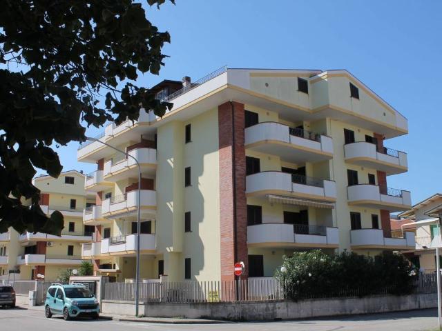 Appartamento in affitto a Alba Adriatica TE