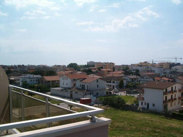 Appartamento in affitto a Alba Adriatica TE