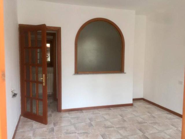 Appartamento in affitto a Albizzate VA
